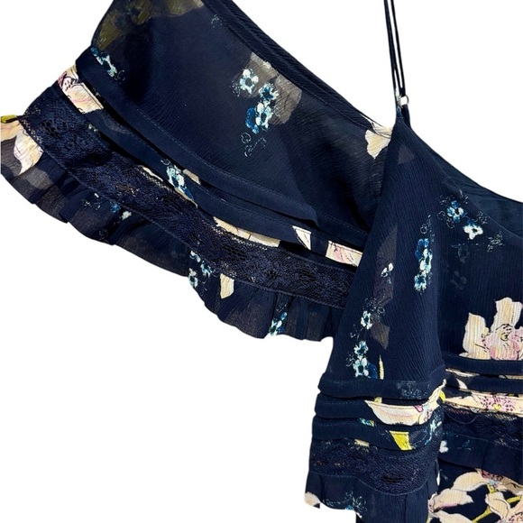 Paige Sahar Cold Shoulder Flutter Silk Navy Blue Floral Lined Dress Size Small - Picture 4 of 9